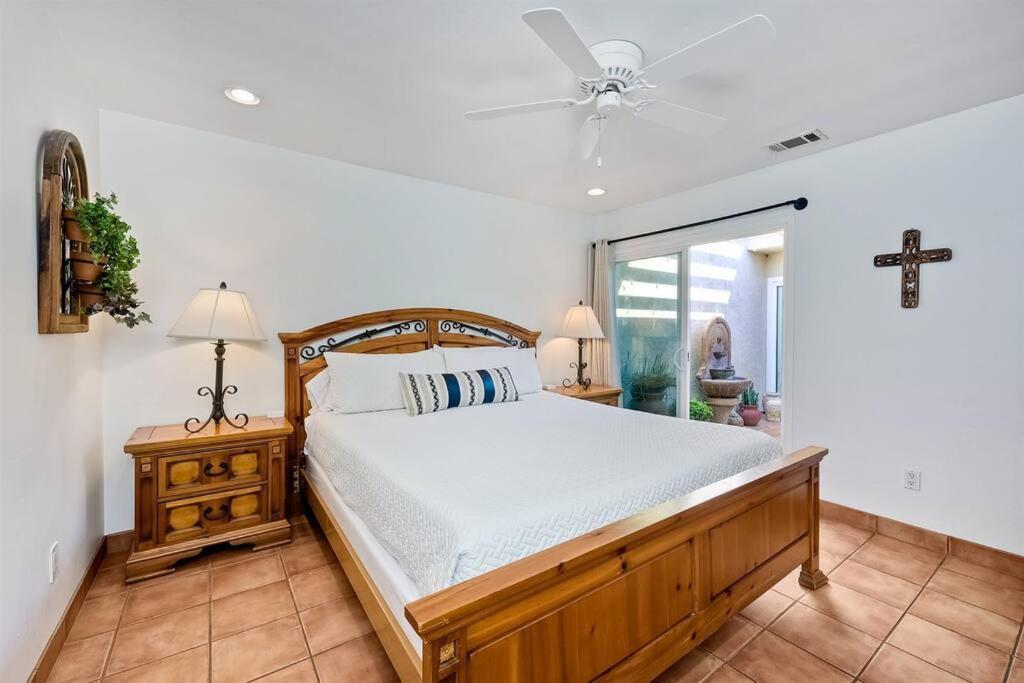 Great Group Retreat! Hacienda Decor, Spacious Floor Plan, Private Backyard Carlsbad Exteriér fotografie