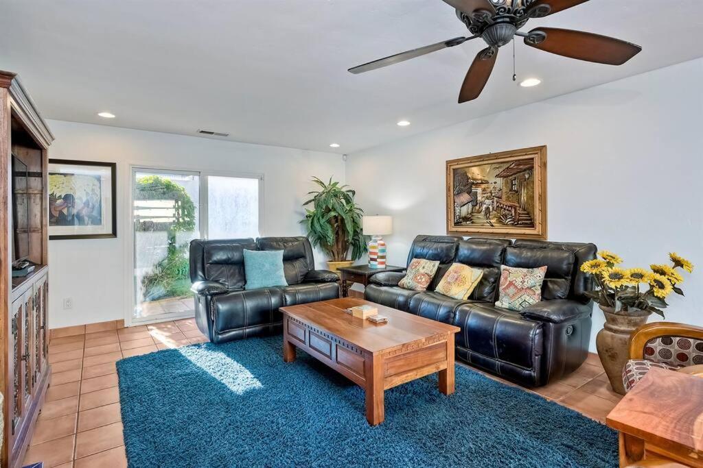 Great Group Retreat! Hacienda Decor, Spacious Floor Plan, Private Backyard Carlsbad Exteriér fotografie
